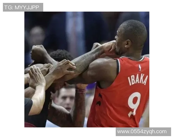 季前赛精彩回放广东队对阵新疆队的激烈对决全程回顾 季前赛精彩回放广东队对阵新疆队的激烈对决全程回顾